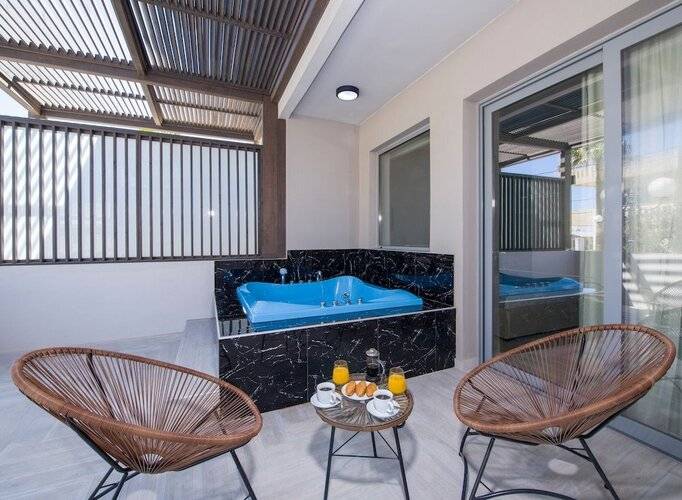 Xsuites