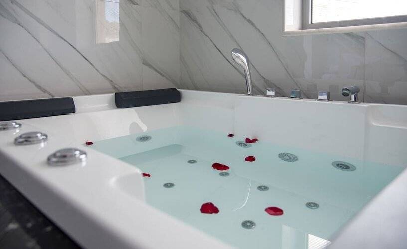 Xsuites