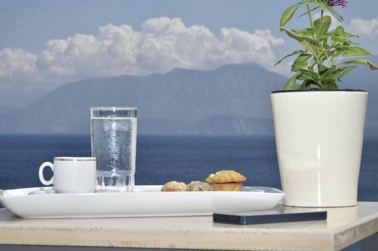 Ikaros Art Hotel