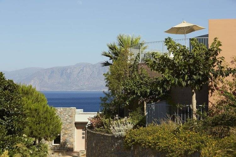 Pleiades Luxurious Villas