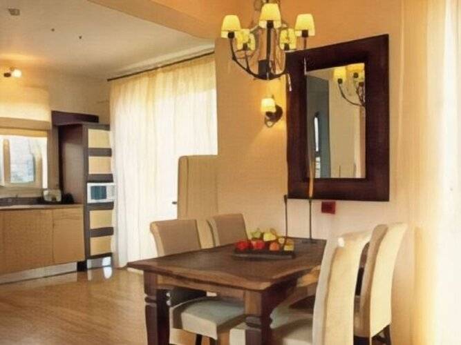 Pleiades Luxurious Villas