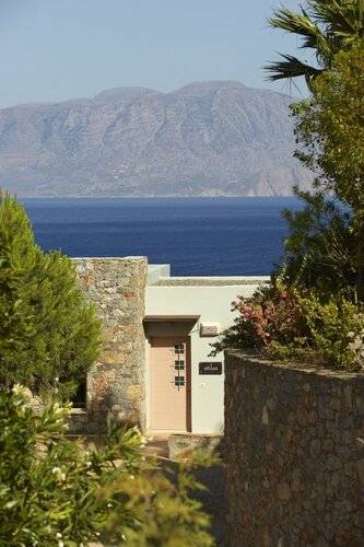 Pleiades Luxurious Villas