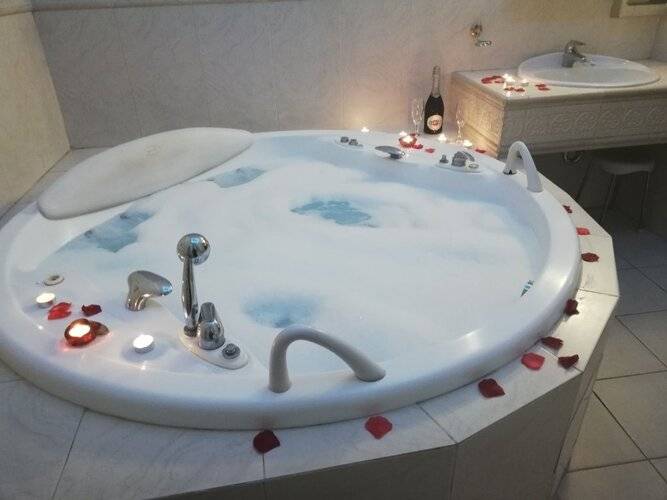Exis Boutique Hotel