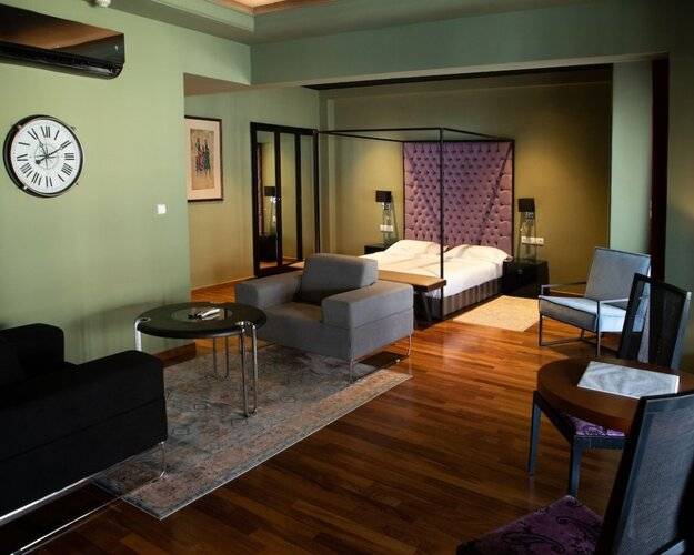Andromeda Suites And Apartments