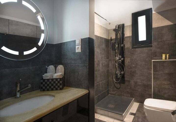 Andromeda Suites And Apartments