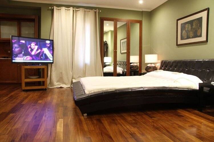 Andromeda Suites And Apartments