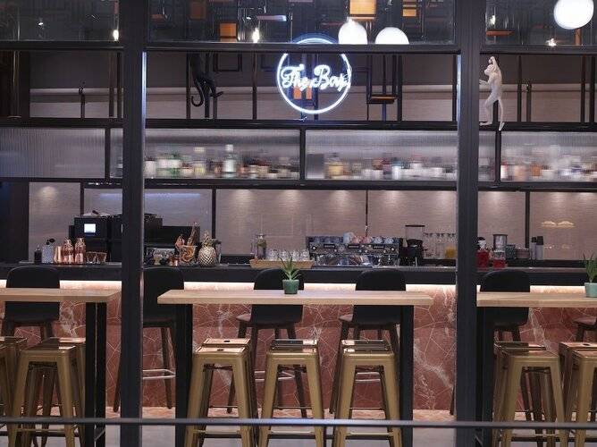 Moxy Athens City