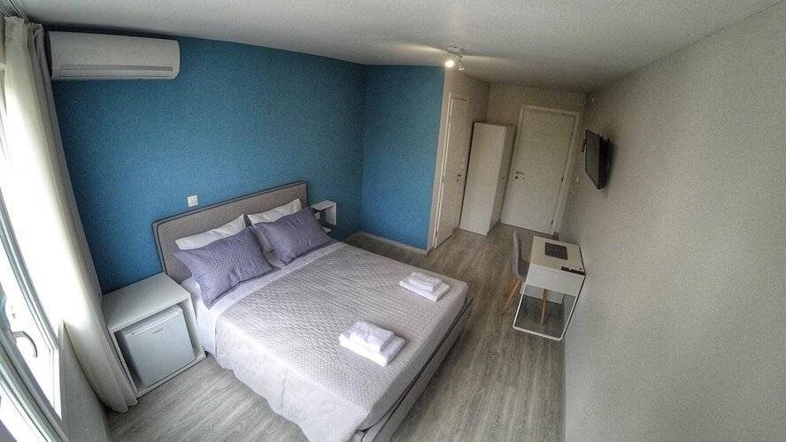 Raise Boutique Rooms In Center Of Athens