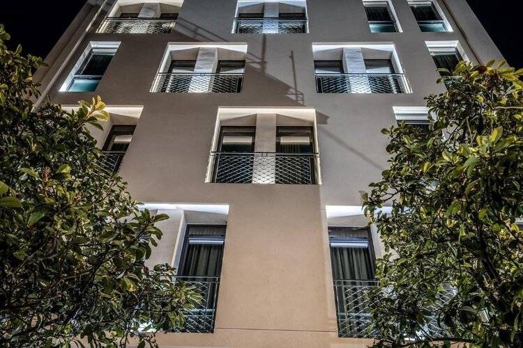 Urban Nest - Suites & Apartments