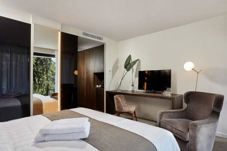 Azur Hotel