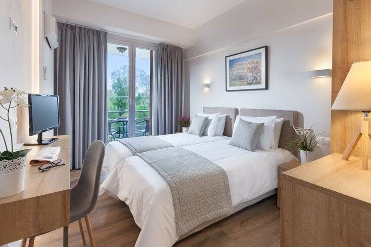 Minavra Hotel