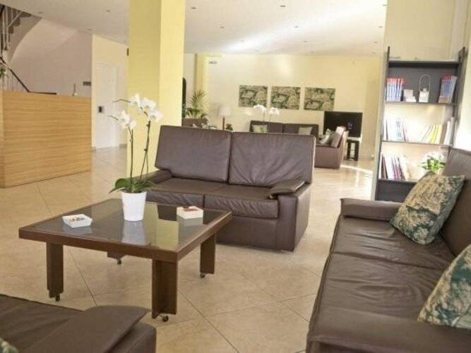 Minavra Hotel