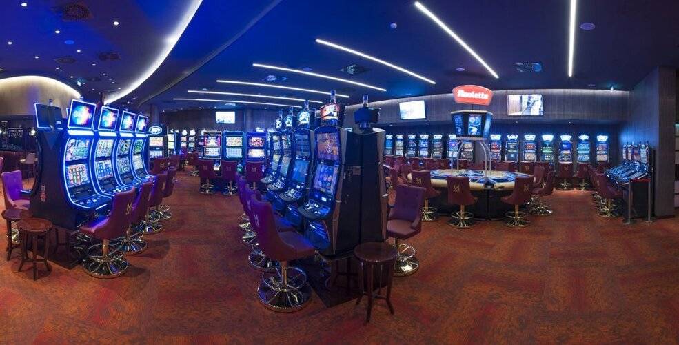 Maestral Resort & Casino