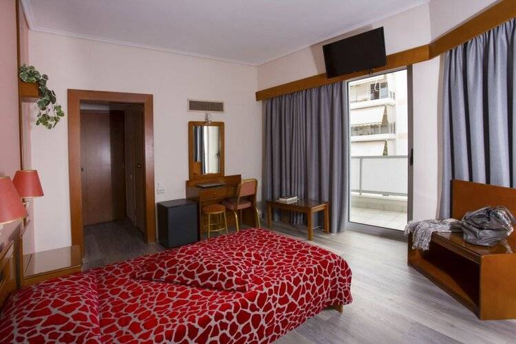 Xenophon Hotel