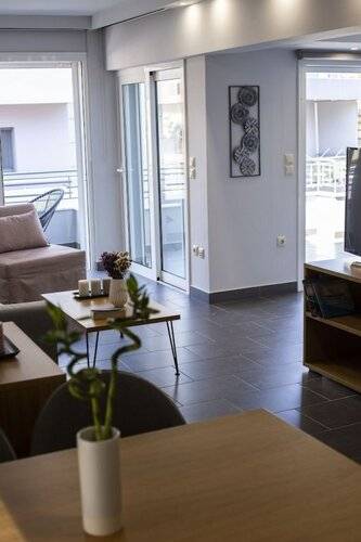 12 Keys Athens Apartments