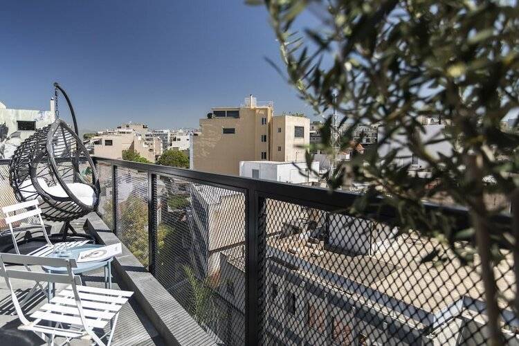 Melo Athens