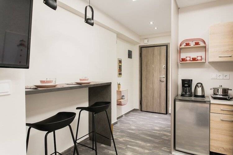 Enattica Syntagma Living