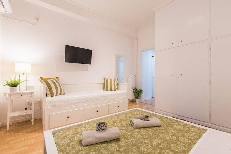 Apartment At Megaro Mousikis Metro Station 1bed 2 Pers