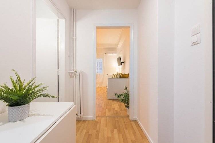 Apartment At Megaro Mousikis Metro Station 1bed 2 Pers