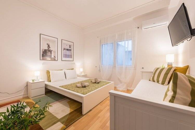 Apartment At Megaro Mousikis Metro Station 1bed 2 Pers