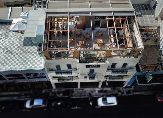 Lotus Center Apartments