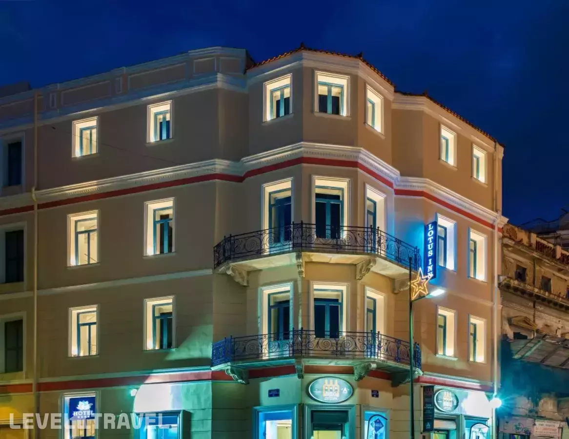 Lotus Center Apartments