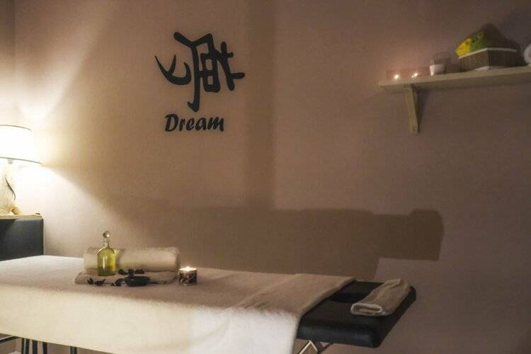 Lotus Center Apartments