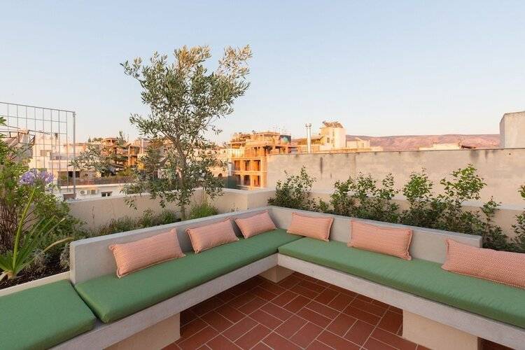 L'Avventura Athens