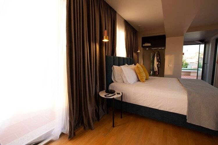 L'Avventura Athens