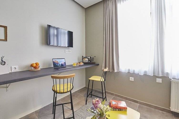 Tostay Loft