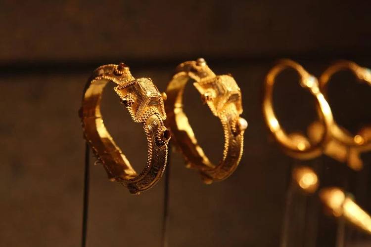 Blue Ark Acropolis Light