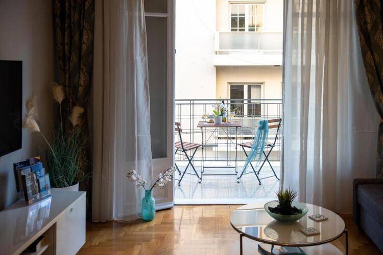 Blue Ark Acropolis Light