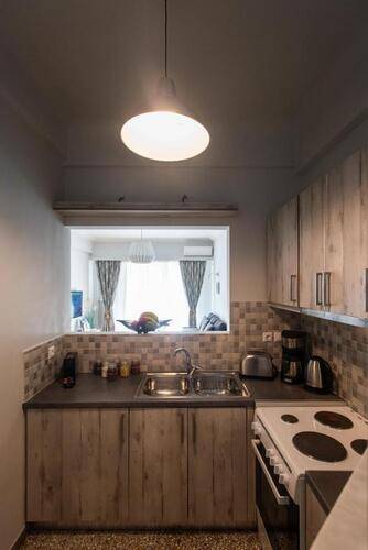 Blue Ark Acropolis Light