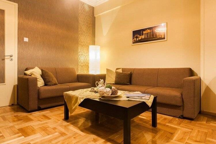 Spacious Safe Apartment Walk Acropolis, Афины