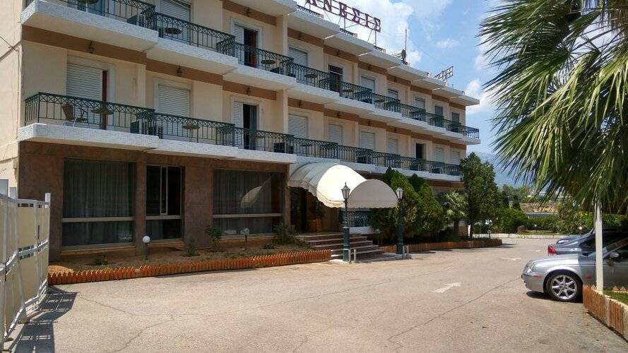 Hotel Anesi
