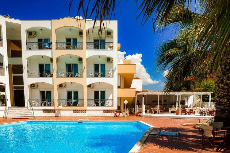 Stavros Beach Hotel