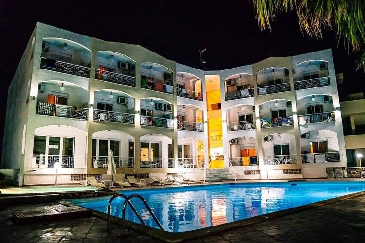 Stavros Beach Hotel