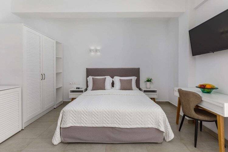 Stavros Beach Hotel