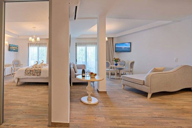 Delfina Boutique Hotel