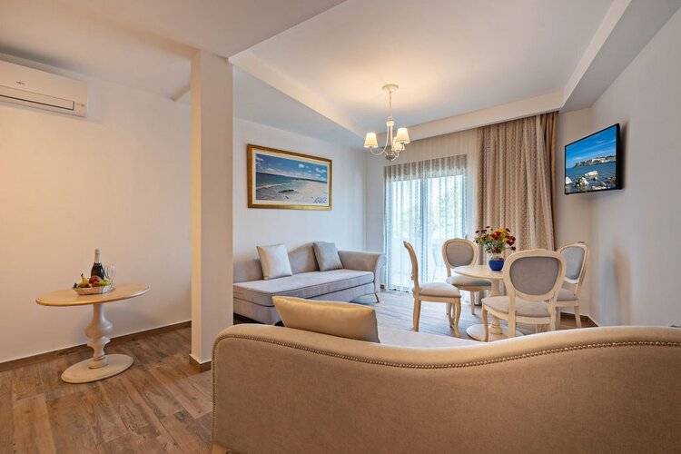 Delfina Boutique Hotel