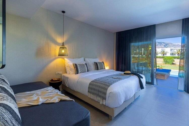 Eliros Mare Beachfront Poem Hotel