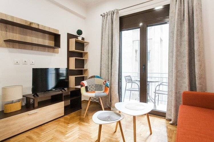 Nicholas Point Apartments And Rooms