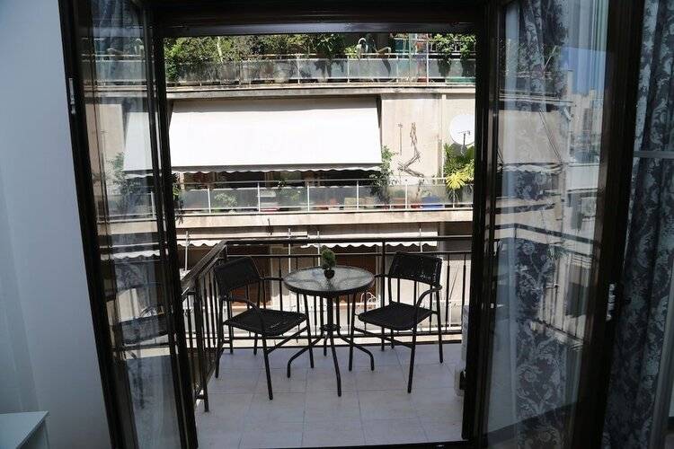 Nicholas Point Apartments And Rooms