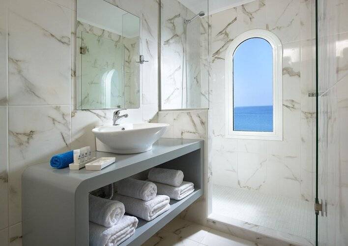 Coral Hotel