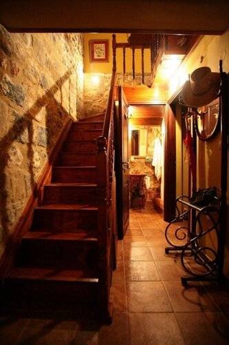 Dorovinis Country Houses