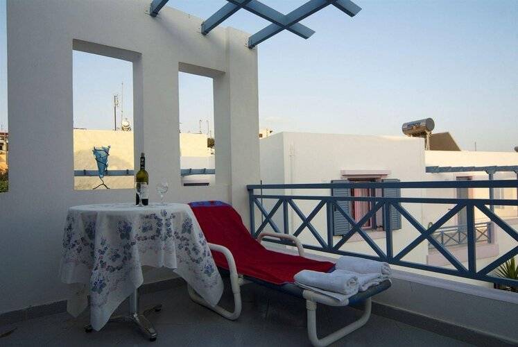 Cybele Suites & Apartments