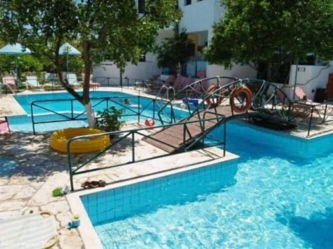 Kastro Studios Apartments
