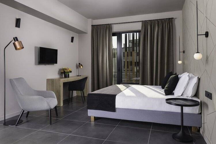 Azur Suites