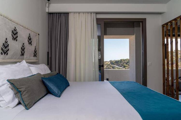 Pignolia Suites (Adults Only 18+)