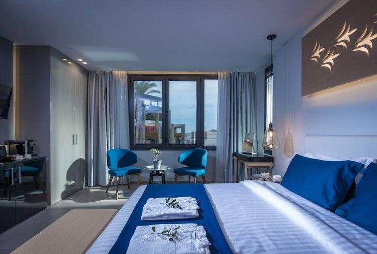 Lavris City Suites